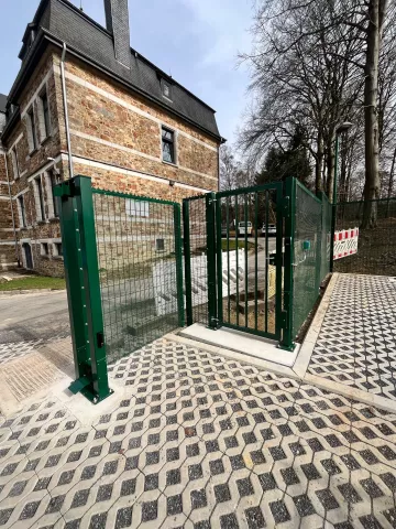 De la conception à la réalisation: nous sécurisons un parking pour les douanes