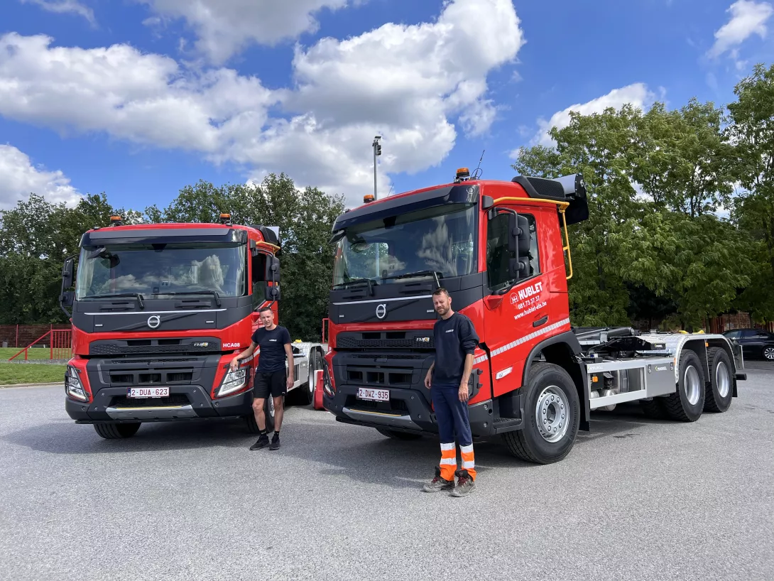 Hublet équipe camions chauffeurs