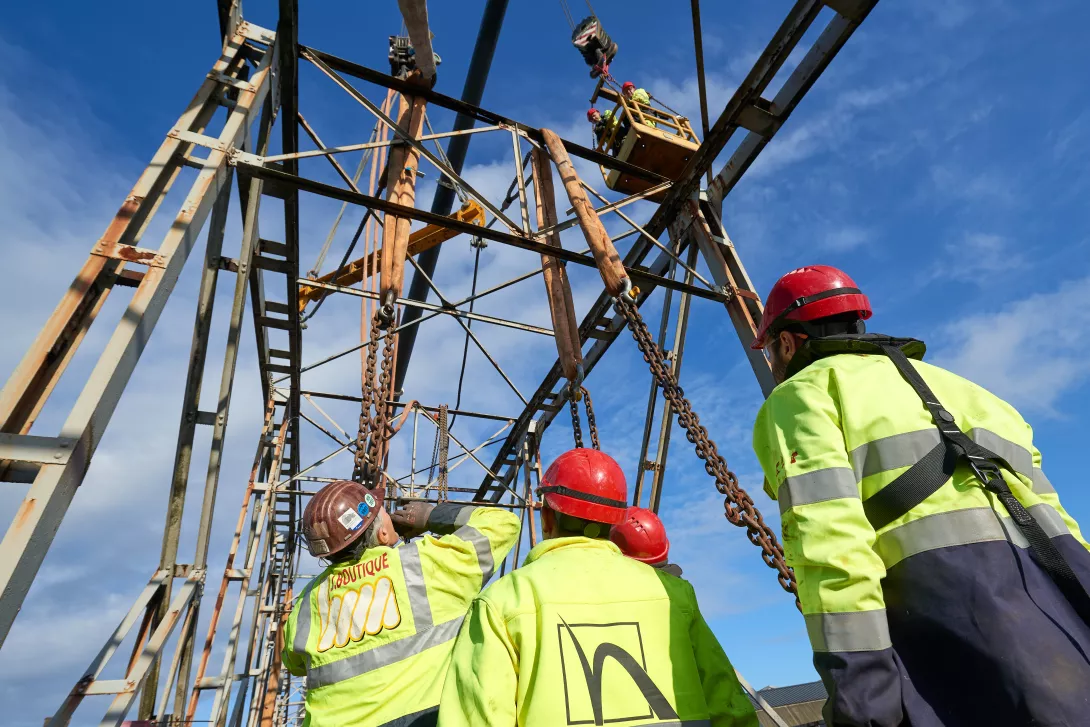 démolition passerelle Châtelet ouvriers 2