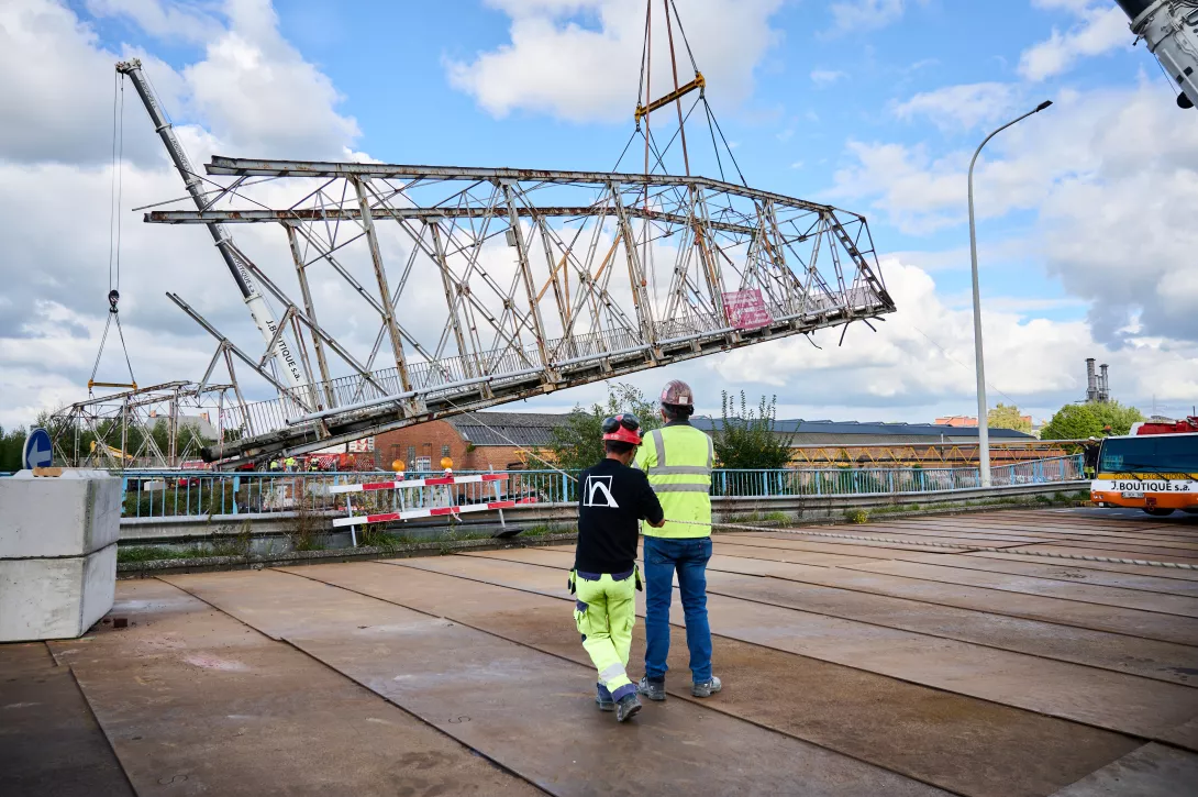démolition passerelle Châtelet ouvriers 4