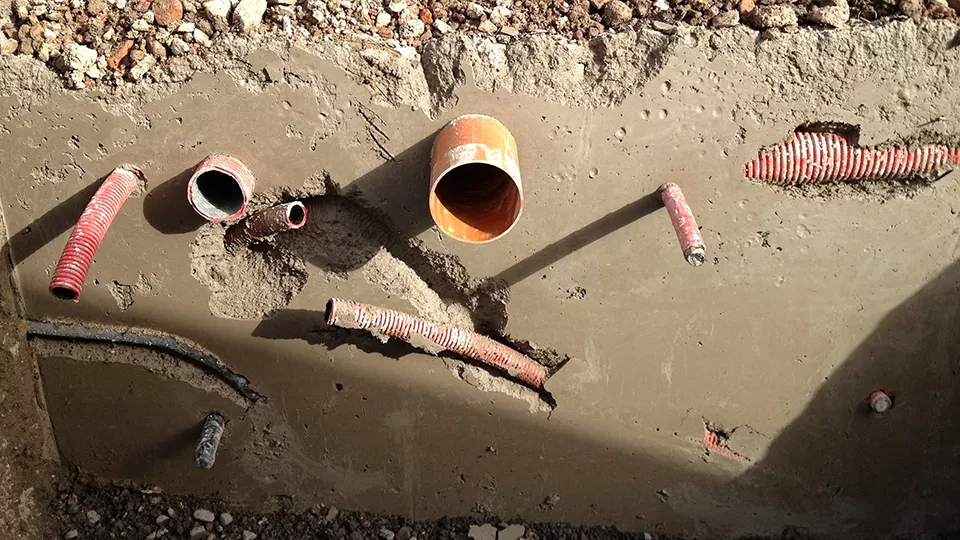 fluidoroc remblai tuyaux coupe.jpg